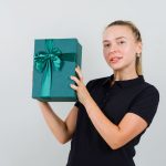 Бьюти-бокс для маникюра дома: как создать и продавать готовые наборы с обучением